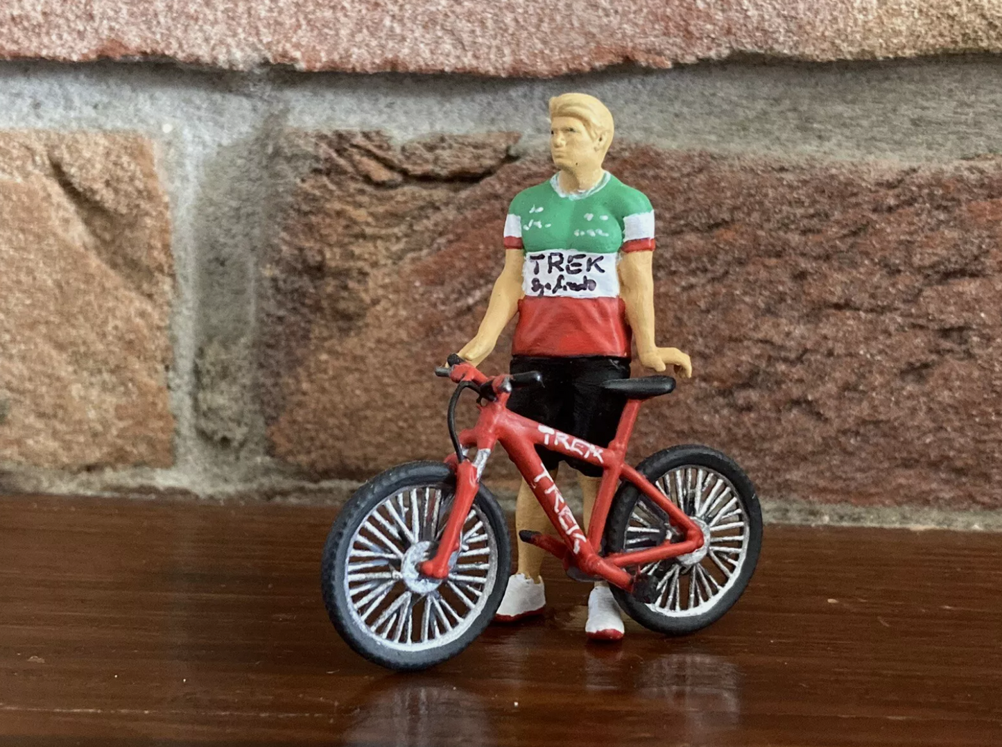 SSF 1:32 SCALE FIGURE ( David & Bicycle ) HAND PAINTED/For Slot Car Layouts