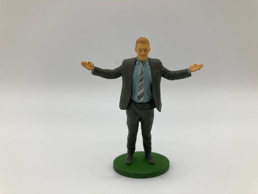 SSF 1:32 SCALE FIGURE Male in Suit hands out HAND PAINTED/For Slot Car Layouts